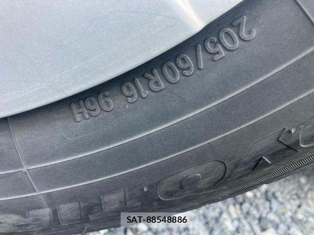 Toyota PRIUS ALPHA 2013-12 7359419-7