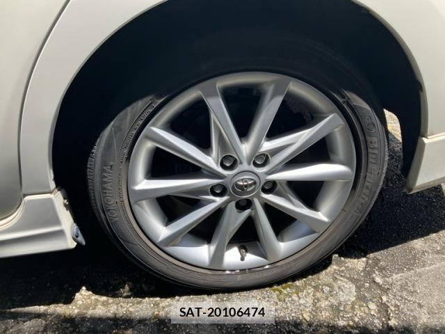 Toyota PRIUS ALPHA 2012-06 7359415-11