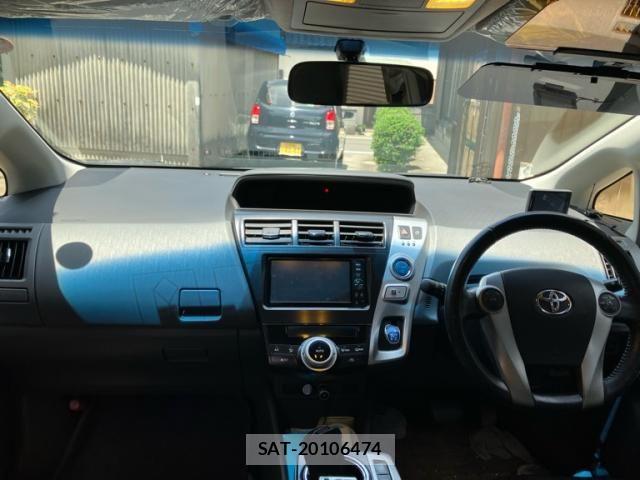 Toyota PRIUS ALPHA 2012-06 7359415-16