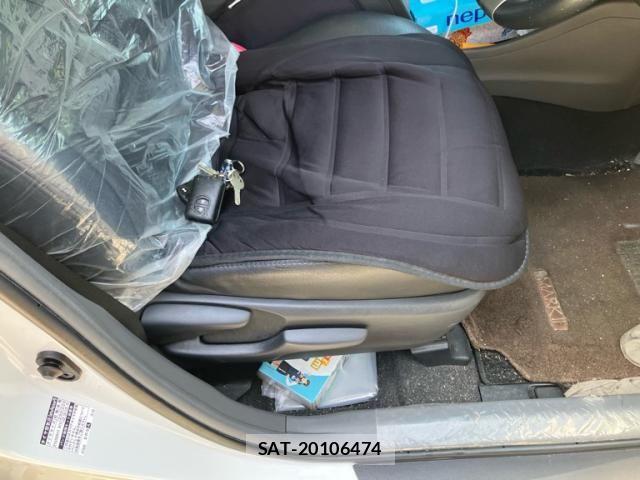 Toyota PRIUS ALPHA 2012-06 7359415-18