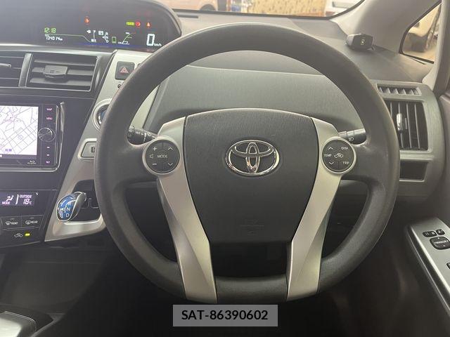 Toyota PRIUS ALPHA 2014-07 7359418-13