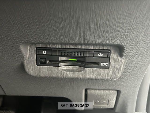 Toyota PRIUS ALPHA 2014-07 7359418-15