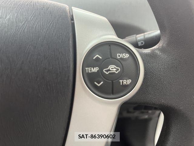 Toyota PRIUS ALPHA 2014-07 7359418-16