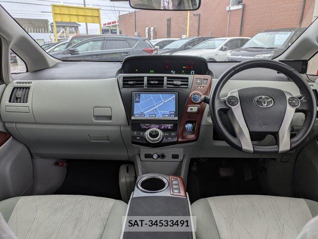 Toyota PRIUS ALPHA 2014-03 7359411-2