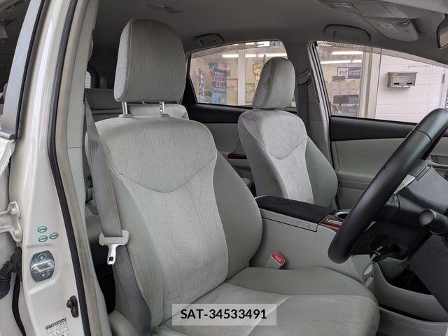 Toyota PRIUS ALPHA 2014-03 7359411-3