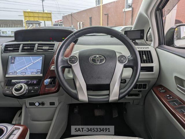 Toyota PRIUS ALPHA 2014-03 7359411-8