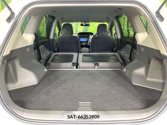 Toyota PRIUS ALPHA 2013-07 7359410-9