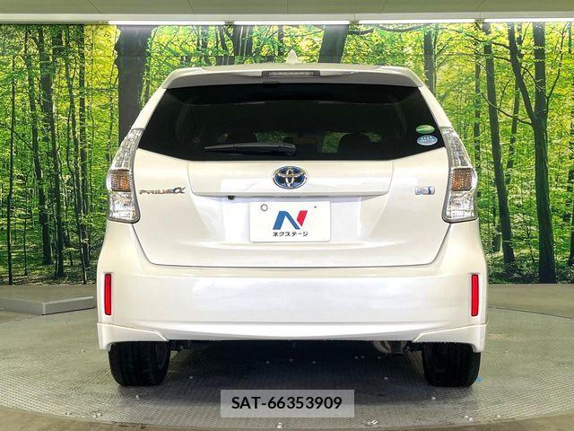 Toyota PRIUS ALPHA 2013-07 7359410-13