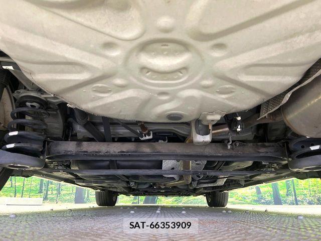 Toyota PRIUS ALPHA 2013-07 7359410-19