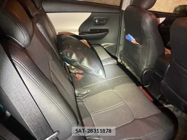Toyota PRIUS ALPHA 2017-02 7359408-12