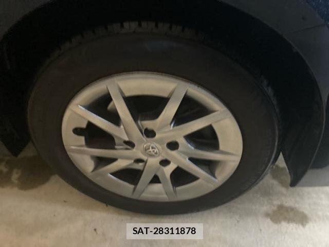 Toyota PRIUS ALPHA 2017-02 7359408-3