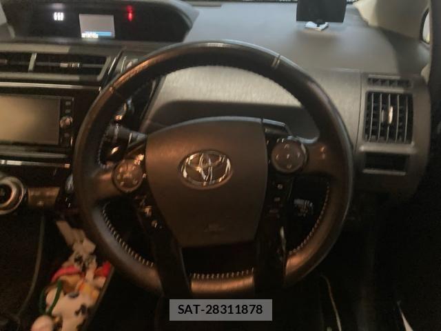 Toyota PRIUS ALPHA 2017-02 7359408-7
