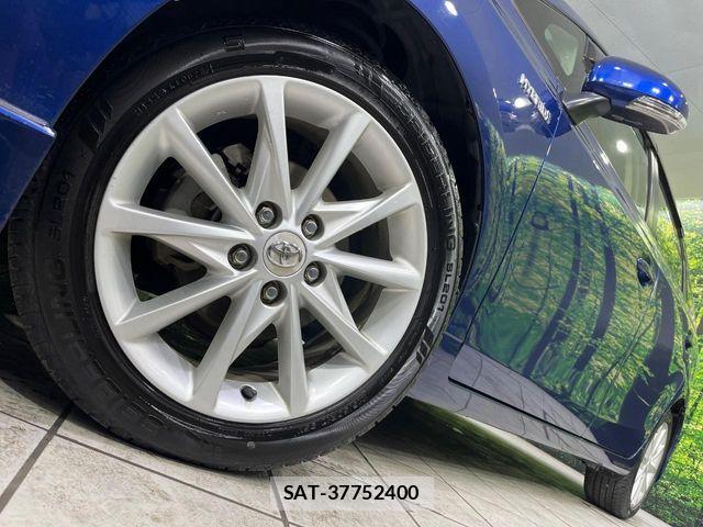 Toyota PRIUS ALPHA 2012-01 7359414-12