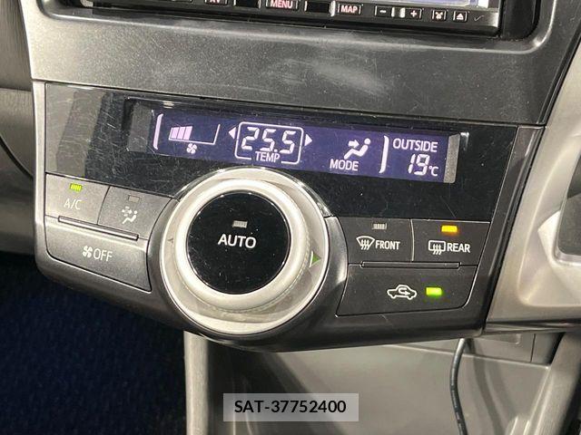 Toyota PRIUS ALPHA 2012-01 7359414-4