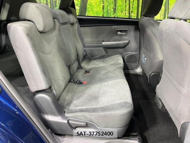 Toyota PRIUS ALPHA 2012-01 7359414-8