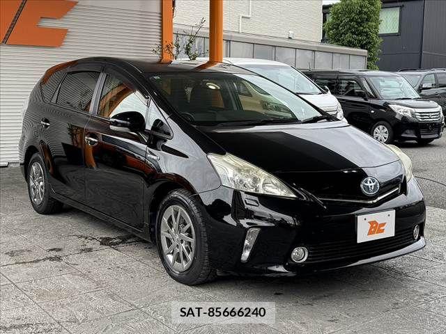 Toyota PRIUS ALPHA 2013-10 7359417-9