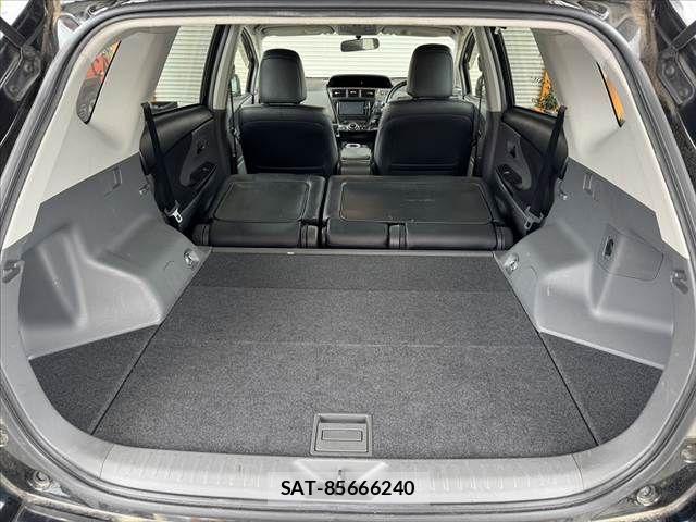 Toyota PRIUS ALPHA 2013-10 7359417-20
