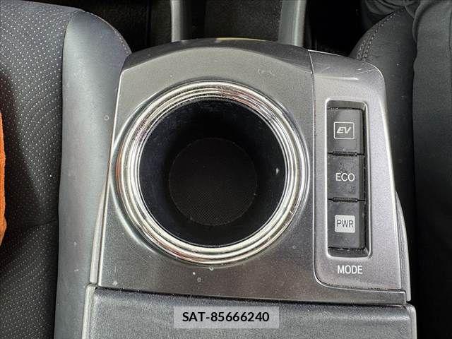 Toyota PRIUS ALPHA 2013-10 7359417-5