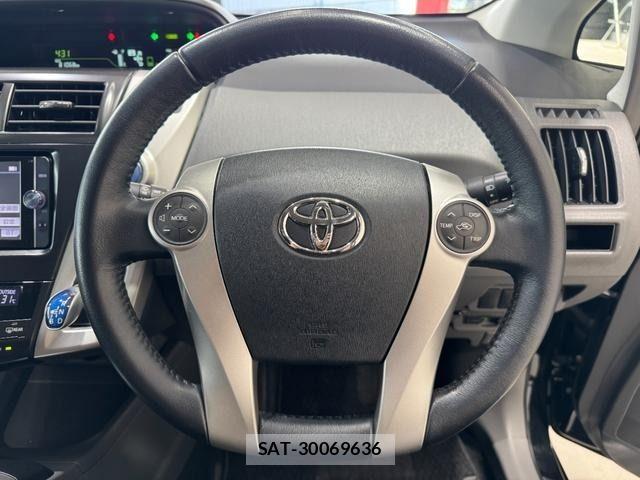Toyota PRIUS ALPHA 2013-11 7359412-12