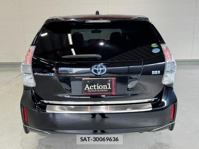 Toyota PRIUS ALPHA 2013-11 7359412-4