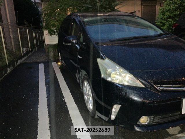 Toyota PRIUS ALPHA 2012-02 7359422-0
