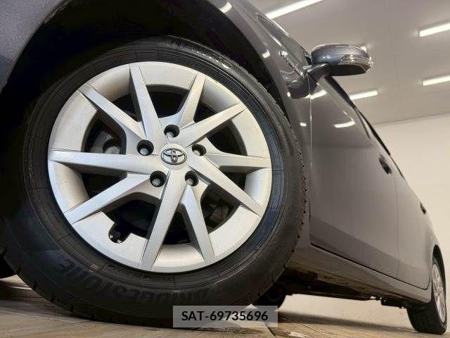 Toyota PRIUS ALPHA 2017-04 7359407-18