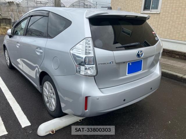 Toyota PRIUS ALPHA 2011-06 7359416-11