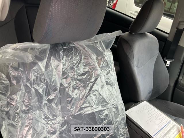 Toyota PRIUS ALPHA 2011-06 7359416-13