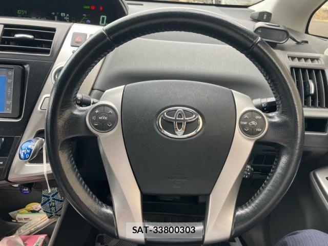 Toyota PRIUS ALPHA 2011-06 7359416-17