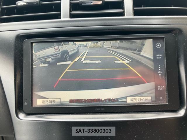 Toyota PRIUS ALPHA 2011-06 7359416-19