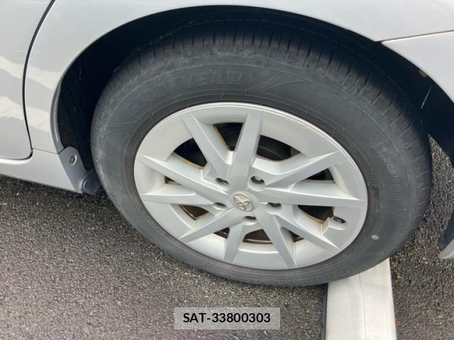 Toyota PRIUS ALPHA 2011-06 7359416-5