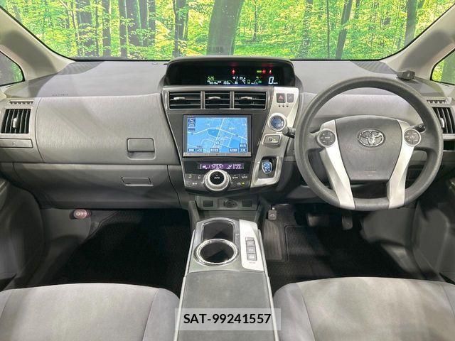Toyota PRIUS ALPHA 2013-09 7393682-1