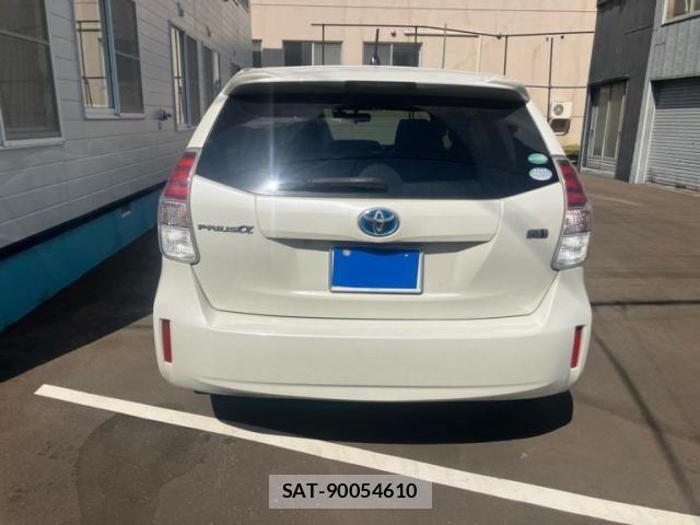 Toyota PRIUS ALPHA 2015-01 7393689-9