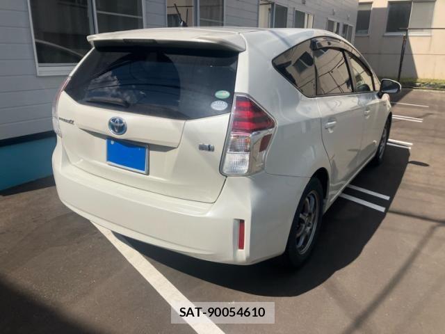 Toyota PRIUS ALPHA 2015-01 7393689-10