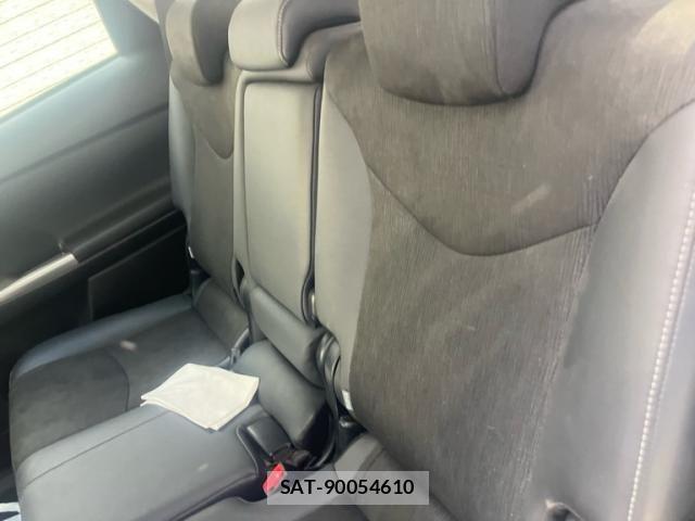Toyota PRIUS ALPHA 2015-01 7393689-15