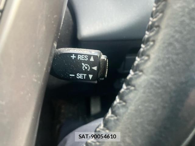 Toyota PRIUS ALPHA 2015-01 7393689-18