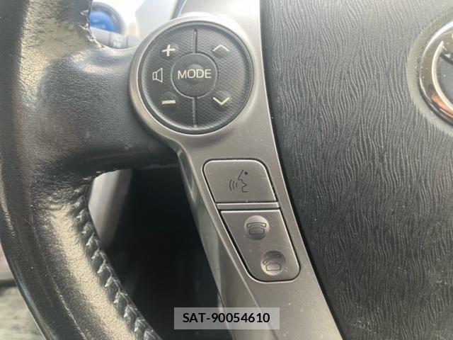 Toyota PRIUS ALPHA 2015-01 7393689-20