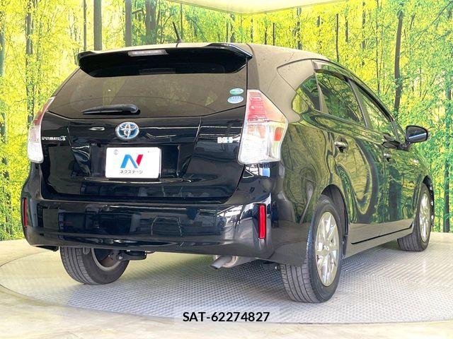 Toyota PRIUS ALPHA 2018-05 7393680-16