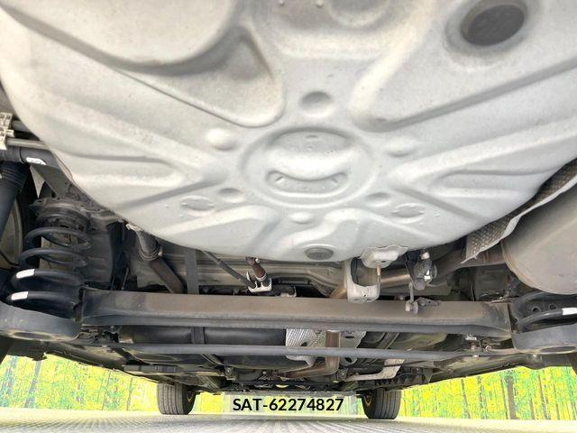 Toyota PRIUS ALPHA 2018-05 7393680-18