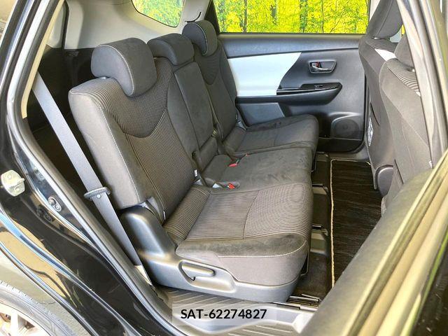 Toyota PRIUS ALPHA 2018-05 7393680-8