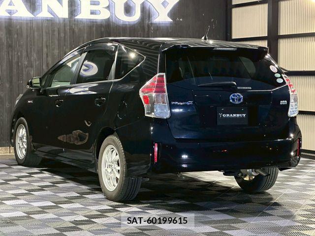 Toyota PRIUS ALPHA 2015-07 7393688-14