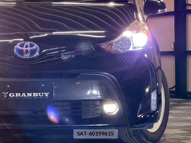 Toyota PRIUS ALPHA 2015-07 7393688-18