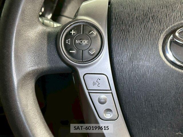 Toyota PRIUS ALPHA 2015-07 7393688-2