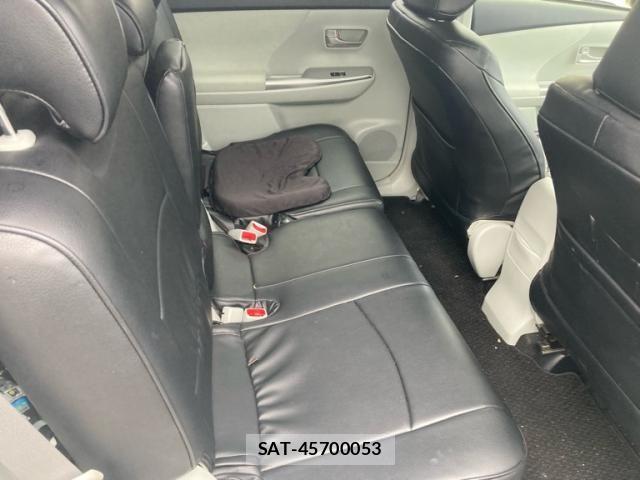 Toyota PRIUS ALPHA 2012-01 7393692-14
