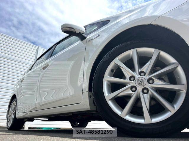 Toyota PRIUS ALPHA 2013-09 7393687-11
