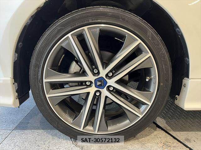 Toyota PRIUS ALPHA 2015-06 7393683-12
