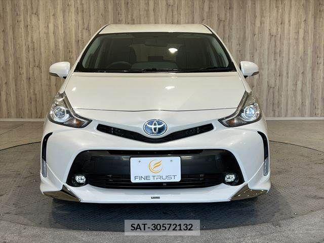 Toyota PRIUS ALPHA 2015-06 7393683-13