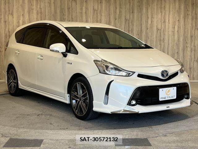 Toyota PRIUS ALPHA 2015-06 7393683-14