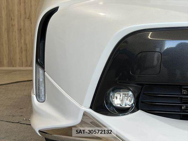 Toyota PRIUS ALPHA 2015-06 7393683-24