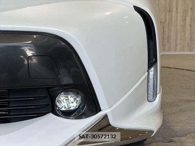 Toyota PRIUS ALPHA 2015-06 7393683-25